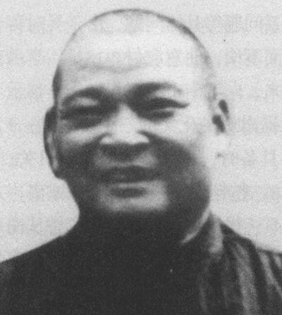 原创解放军策反他，他担心被秋后算账找人算卦，被干预后率2万人起义