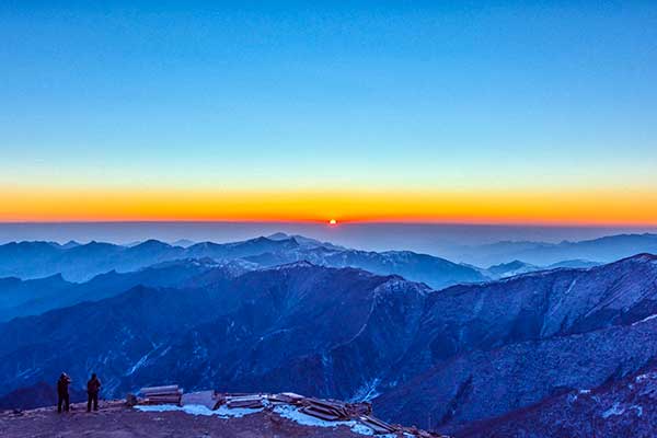 《梦粱录》主要内容简介及赏析