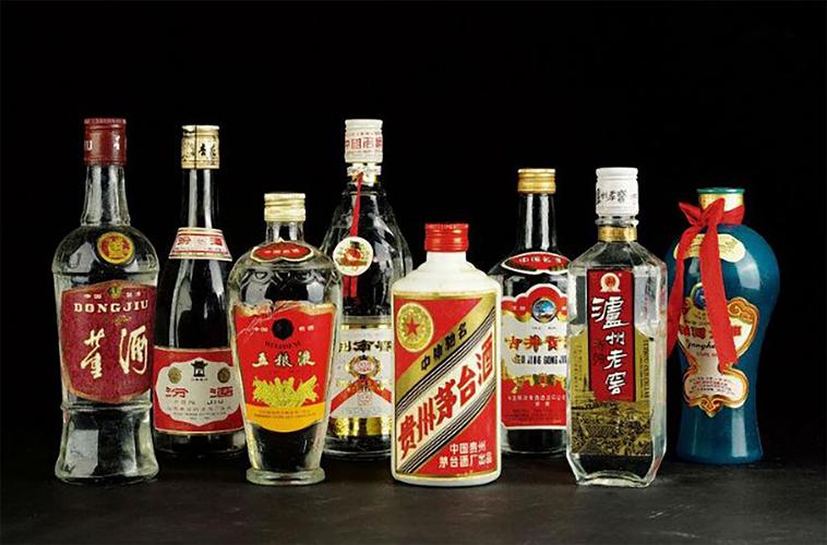 十二大香型白酒梯队排行，哪个香型名酒最多？ 