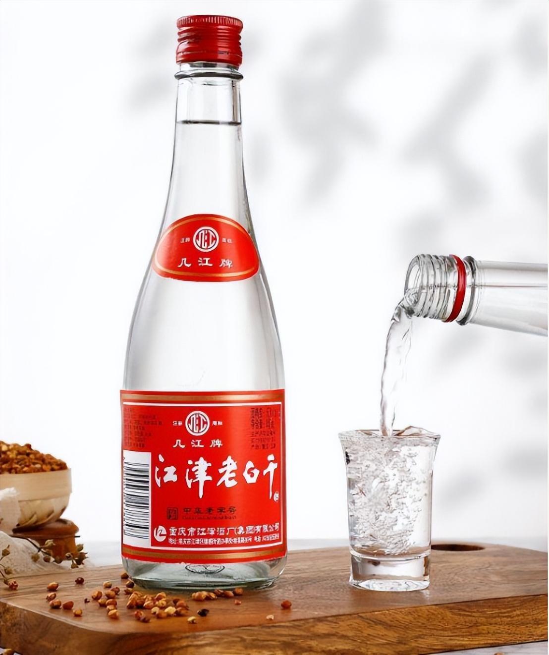 重庆最有名的酒：曾是一个时代的回忆，如今放在超市没人买 