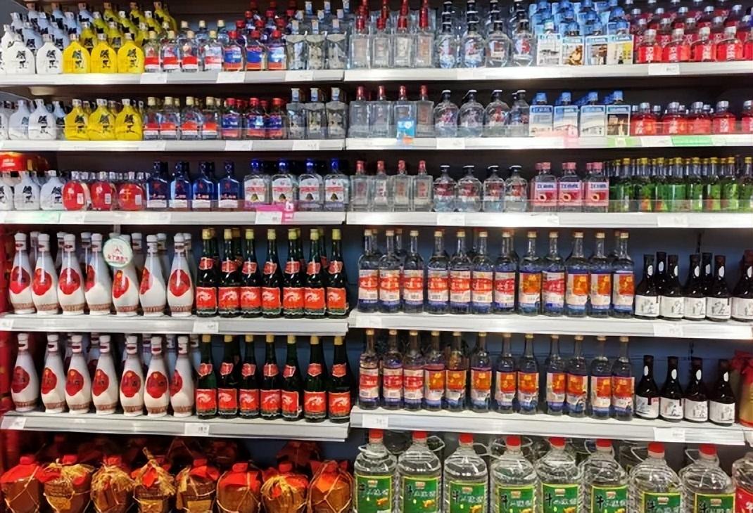 有哪些好的光瓶酒？老酒鬼一般认准3款，都是整箱囤