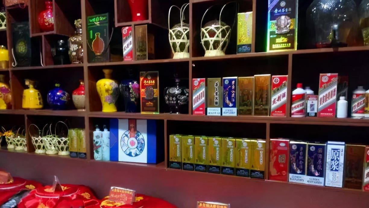 谭酒产品介绍，谭酒居然还生产过浓香酒？ 