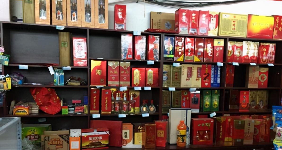 百元白酒评测，到底谁更适合作为口粮酒？