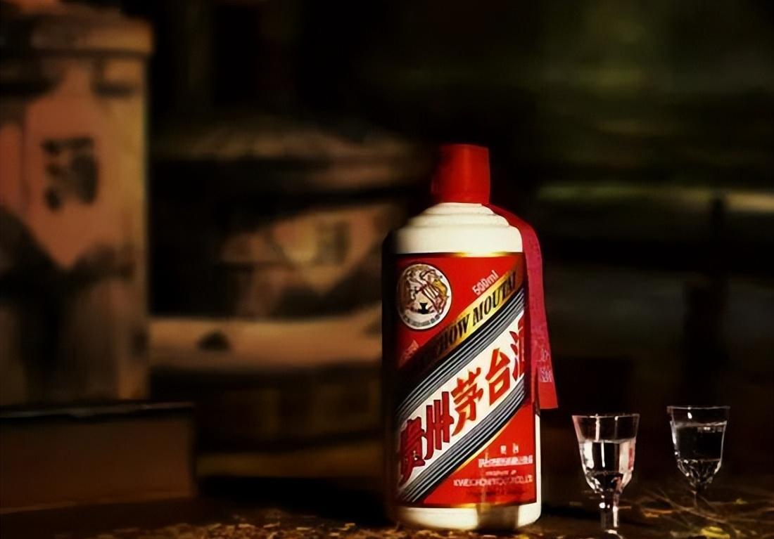 不同阶段给岳父送礼，选什么酒最合适？