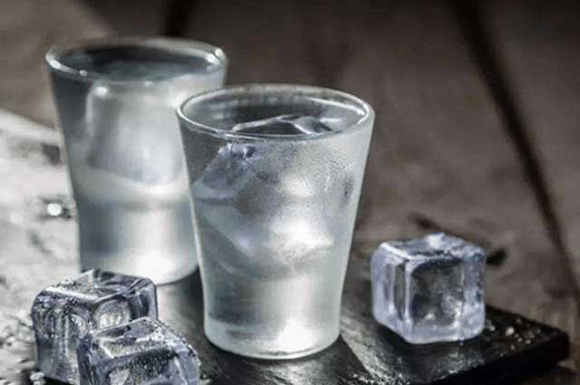 茅台能冰着喝吗 茅台可以冰着喝吗