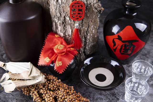 婚宴用两种白酒可以吗 