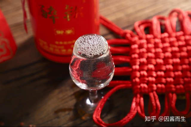 酱香型白酒的由来和历史，酱香型白酒的由来