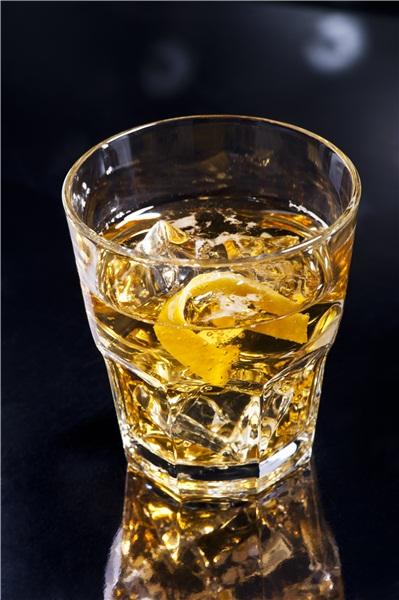 葡萄酒能托运吗，葡萄酒可以放行李箱托运吗 