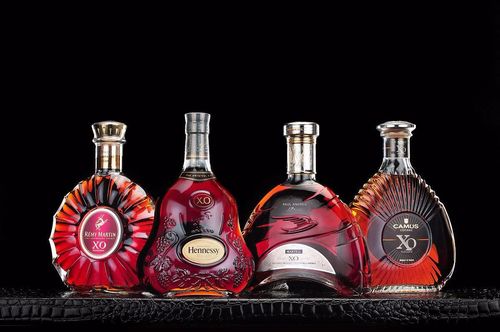 隔空开啤酒瓶魔术教学「隔空打开啤酒揭秘」