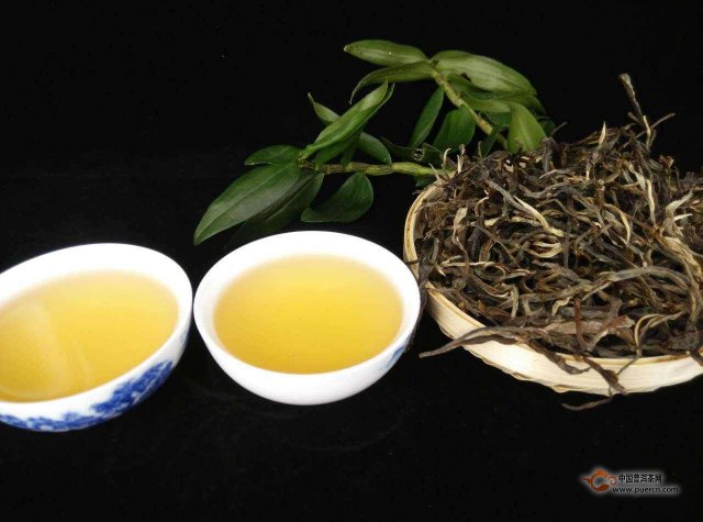 2013年天弘生茶参数介绍，2013年天弘生茶昔归纯料多少价钱？