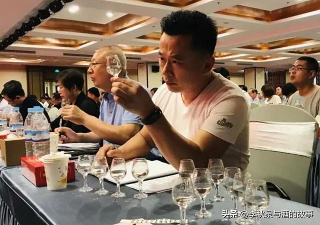 喝了这么多年酒，勾兑酒是酒精酒吗？ 固态法和液态法有什么区别？