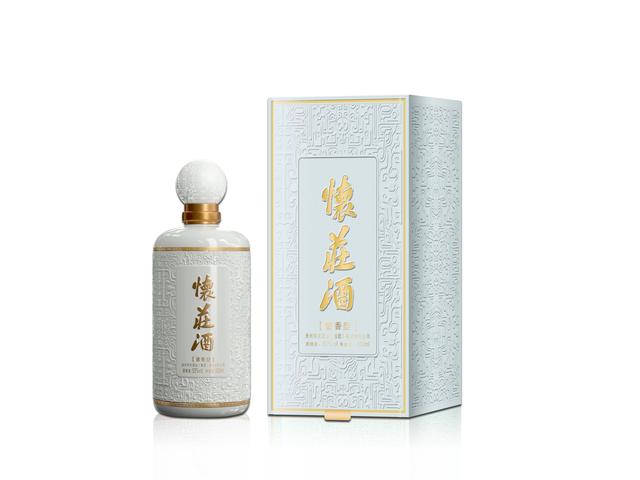 匠心无畏，岁月流转，代代相传，创怀庄酒