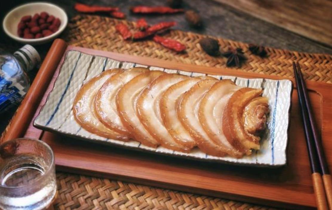 100斤卤肉放多少料酒「卤肉的香料放多少合适」