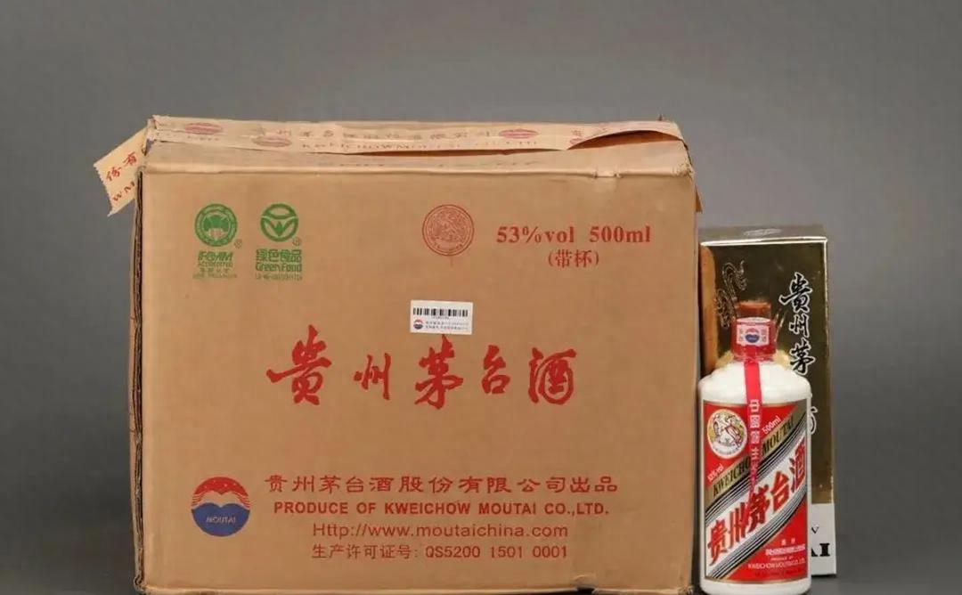 几年后品酒香，选哪款白酒更宜藏？