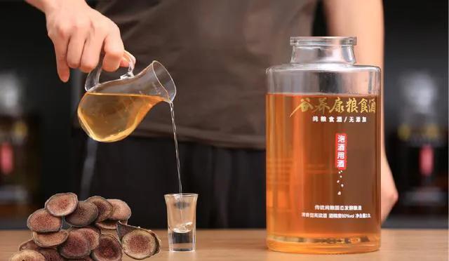 正宗鹿茸酒酿制与泡制技巧：打造绝佳口感的美酒