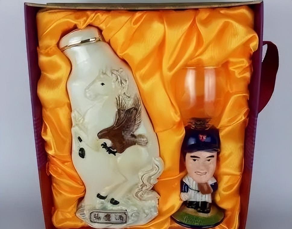 宝岛台湾有什么值得喝的好酒？马祖高粱老酒,马鹰酒