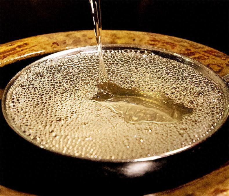 酱香陈韵：揭秘白酒储藏的意义与益处