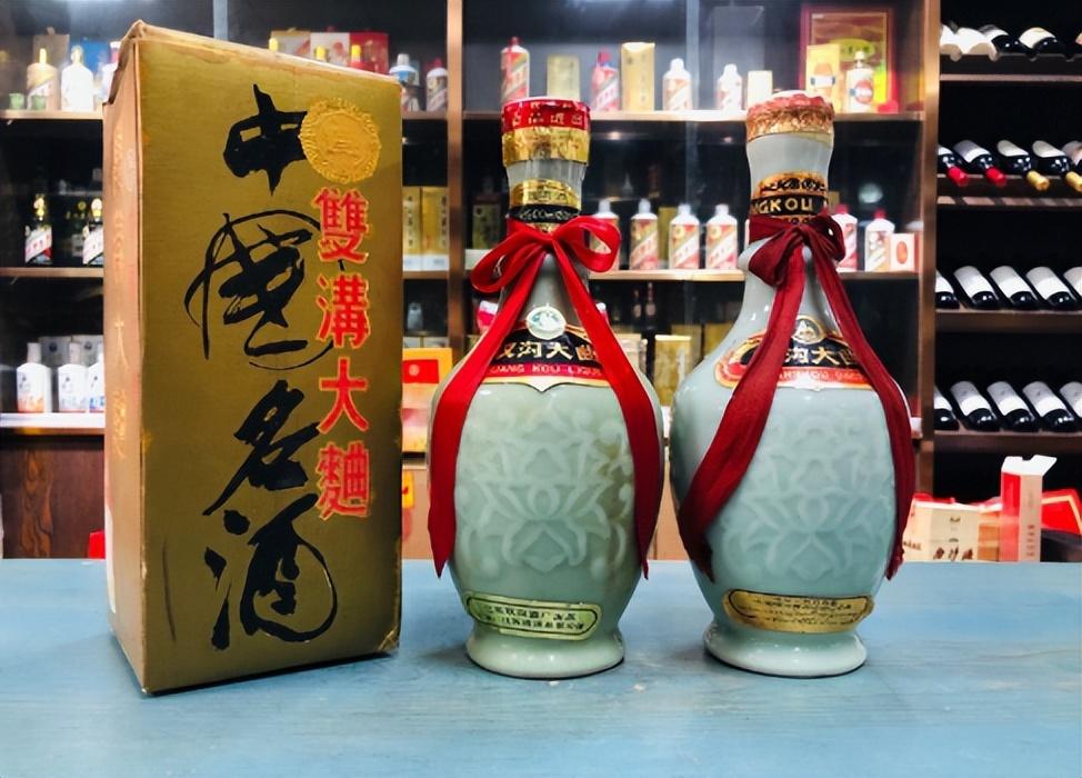 精选十款亲民白酒：100%纯粮酿造，多香型齐聚，好喝不贵