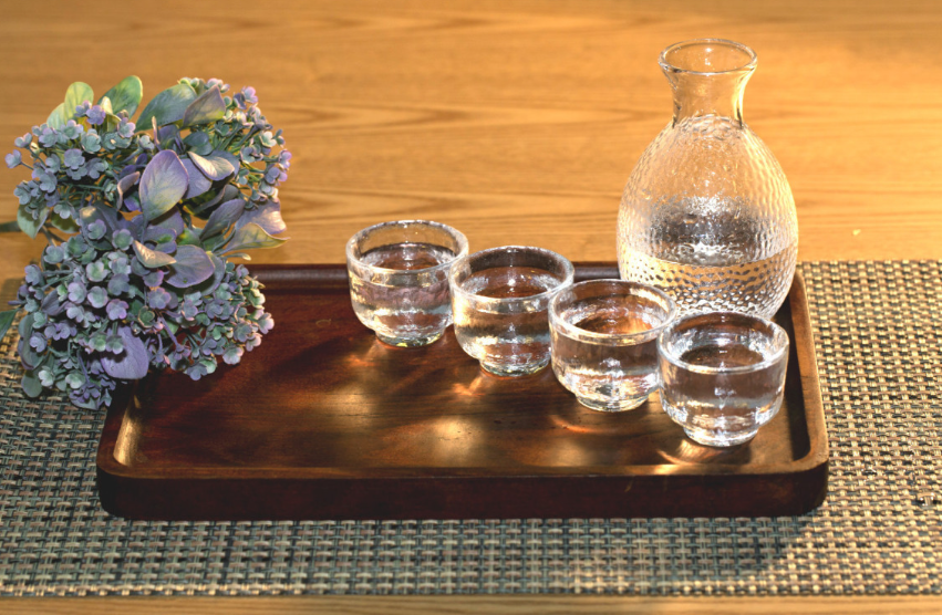 多年酒友须知：白酒佳酿，两季最佳，你尝了吗？