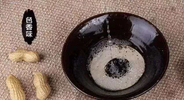 如何轻松鉴别粮食酒与酒精酒