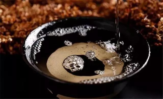 揭秘：酒在你体内的作用与影响