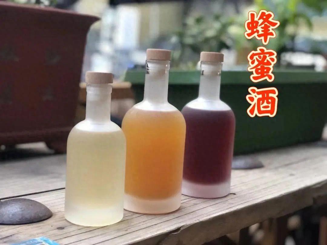 蜂蜜酒酿造全解析：从选材到成品的精细步骤