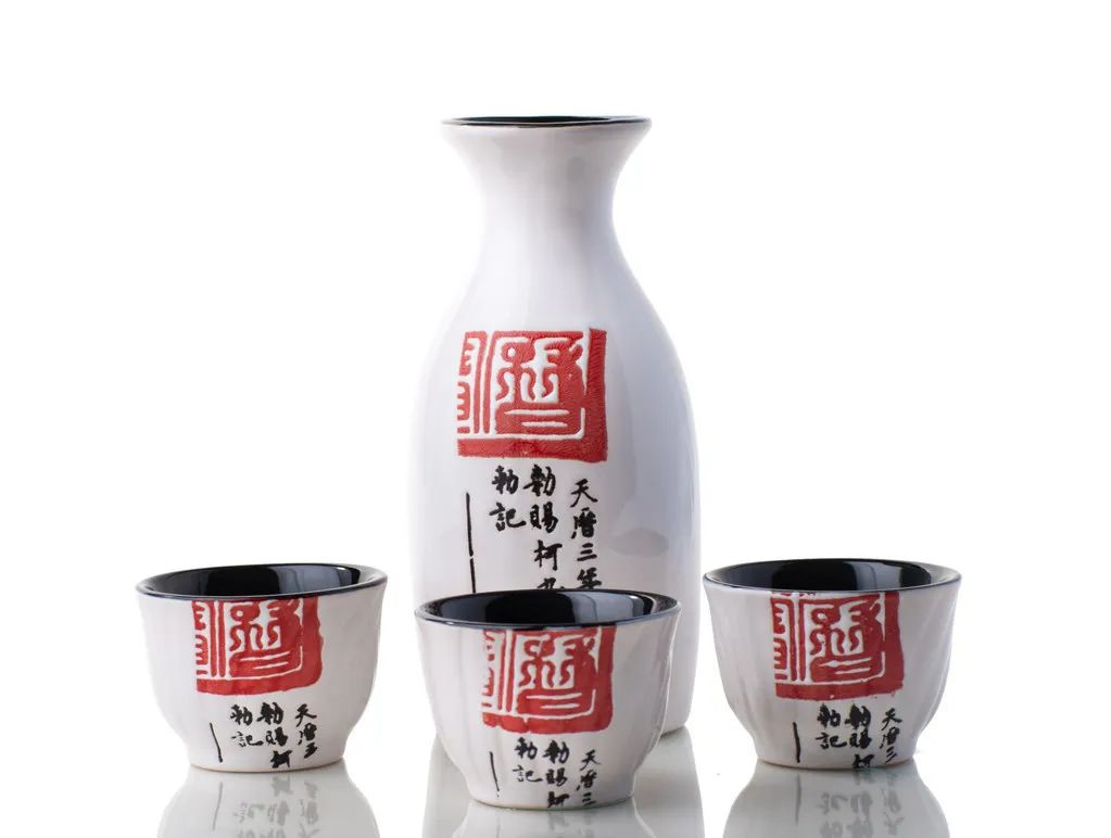 白酒香型揭秘：香味成分深度浅析，品鉴指南 