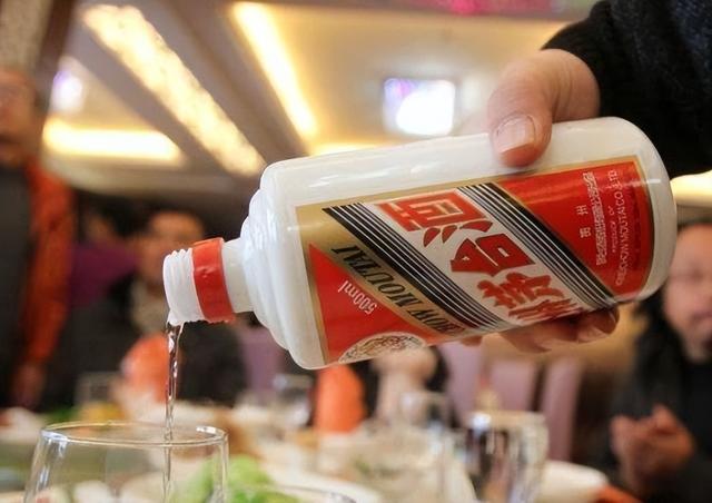 喝酒也能平均，网友表示受不了，这4款酒才是真实世界