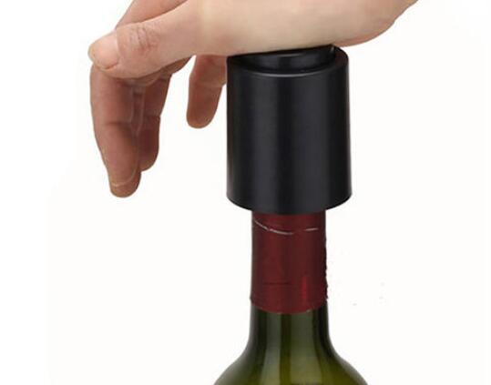 用红酒瓶塞下面 