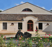 Chateau Romer-Du-Hayot-罗曼莱酒庄