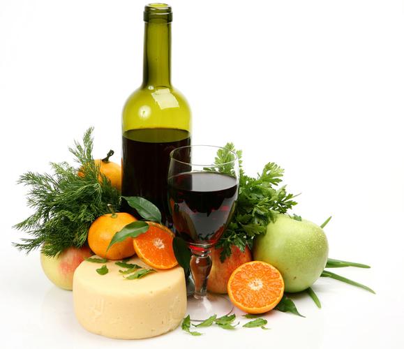 血糖高可以吃红酒吗「血糖高能吃红葡萄酒吗」