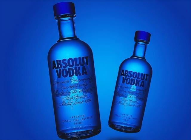 都是蒸馏酒，为什么伏特加风靡全球，而白酒却只有中国人喝？