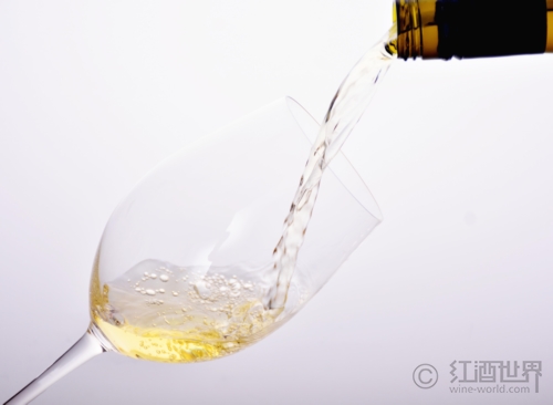 辣椒也要美酒来滋润：何种葡萄酒适合与辣菜搭配