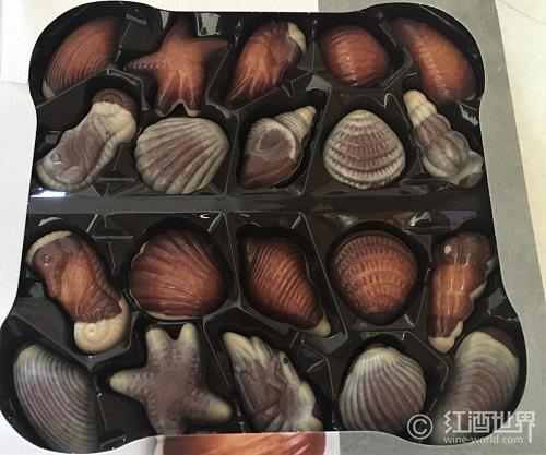 看巧克力与葡萄酒的甜蜜相遇