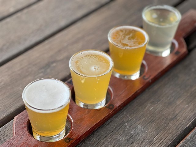 330易拉罐啤酒多重「啤酒易拉罐尺寸」 