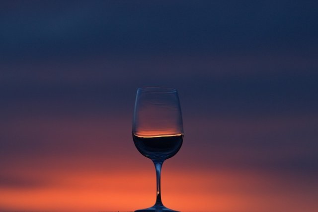 歌海娜干红葡萄酒的价格一般是多少 