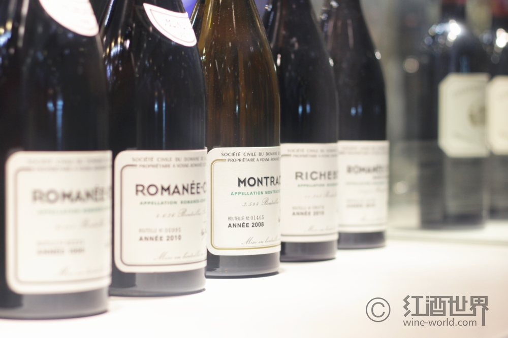 曼联前主帅弗格森爵士将拍卖5000瓶葡萄酒