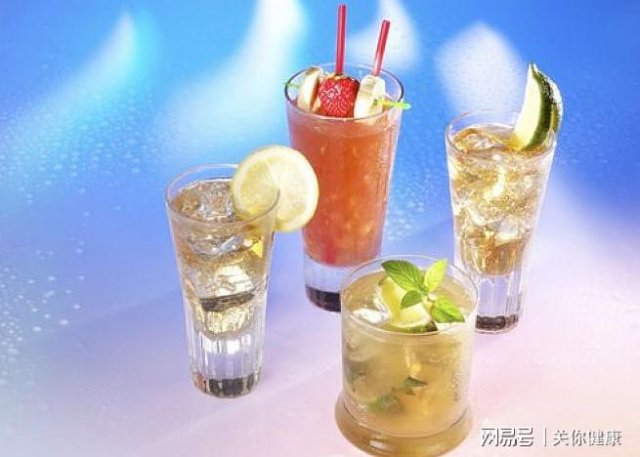 有哪些适合运动后喝的运动饮料，运动后喝什么饮料好 