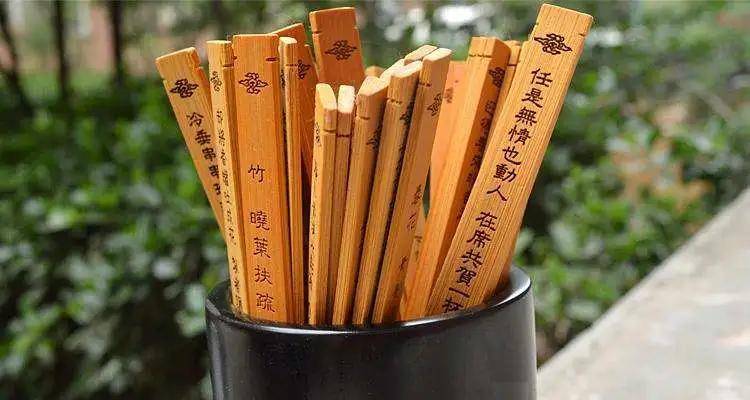 行酒令怎么玩儿？盘点简单又有趣的行酒令游戏 