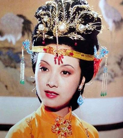 红楼梦里最阴险狡诈的不是王熙凤竟是她！