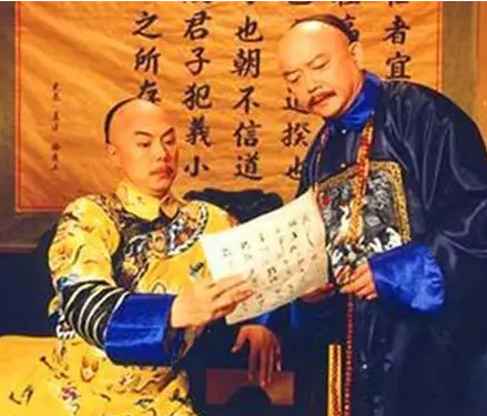 和珅巴结乾隆的高招：陪流泪、陪绝食，同感共情！