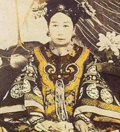 慈禧太后为何一年消耗15万个苹果？