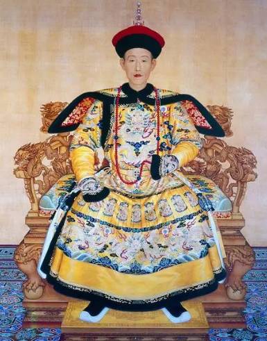 乾隆皇帝的玩具箱：多宝格内的奇珍异宝