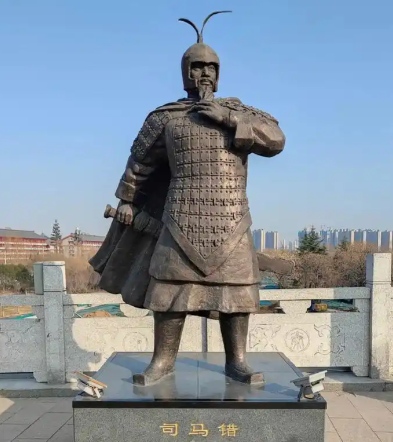 司马迁与司马错：跨越时空的血脉纽带