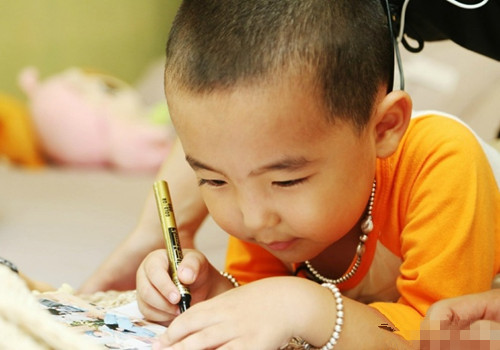 姓陈带耀字的男孩名字