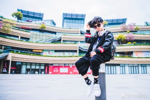 黄姓男孩名字好听