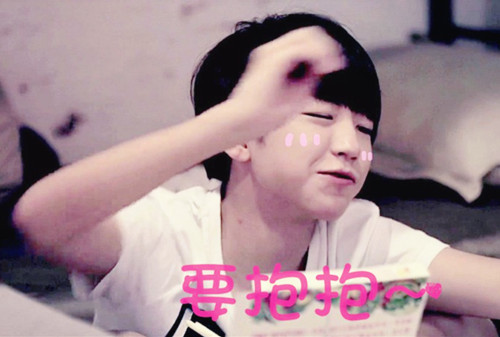 2022男孩侯姓名字