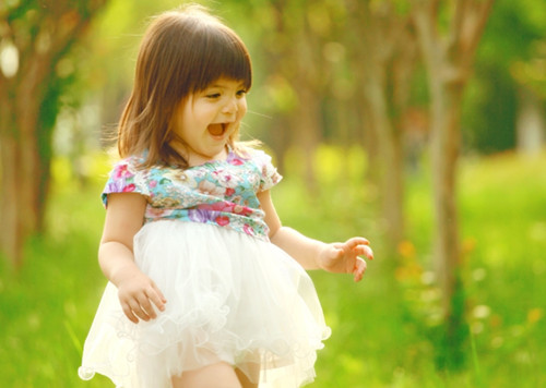 刘姓名字推荐2024_刘悦彤姓名免费打分