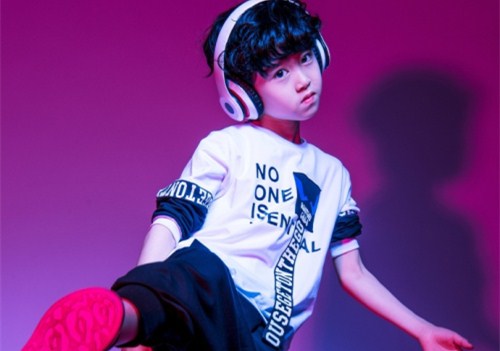 李雨宸名字打分_李雨宸姓名测试