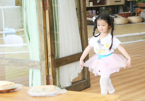 李姓女孩100分名字大全